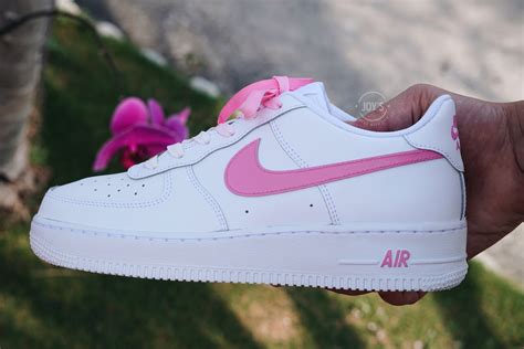 nike air force mit rosa nike zeichen|Nike Air Force 1 logo.